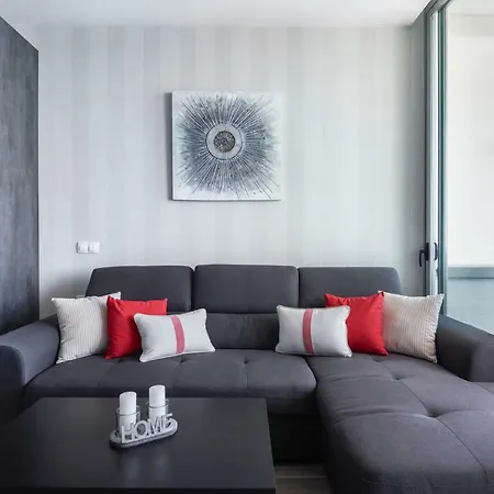 Apartamento Heavenly Apartment On The Frontbeach *