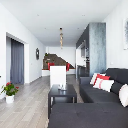 Apartamento Heavenly Apartment On The Frontbeach